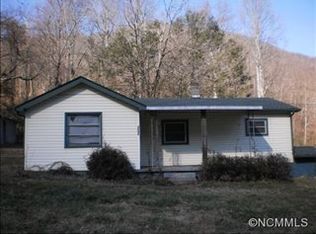 1503 Newfound Rd, Leicester, NC 28748