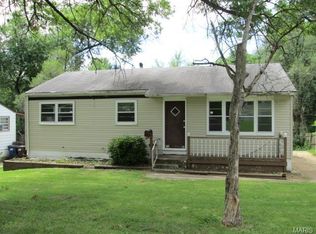 1024 Edgehill Dr, Saint Louis, MO