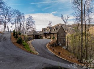 86 Indigo Bunting Ct, Tuckasegee, NC 28783