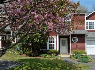 21 Croton Lake Rd, Katonah, NY 10536