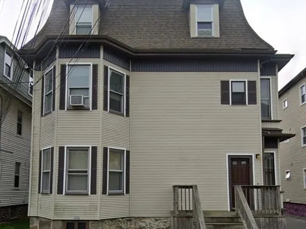 138 Deane St, New Bedford, MA 02746