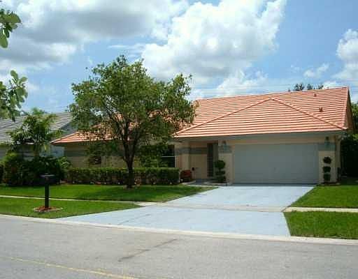1st image of 939 NW 161st Ave
