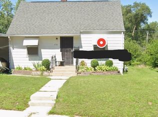 1121 S Sunset Ave, Rockford, IL 61102