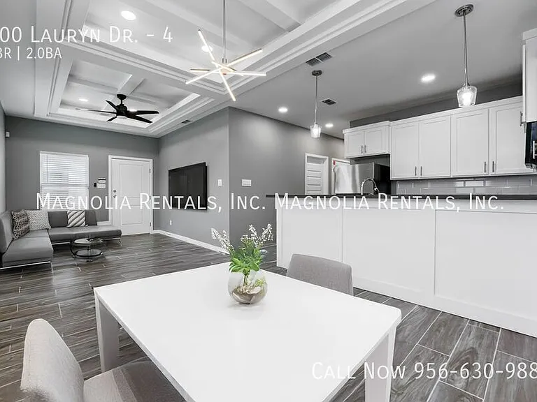 200 Lauryn Dr #4 — Photo 3