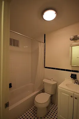 Rented by (Legacy) NY Quality Living Uptown | media 6