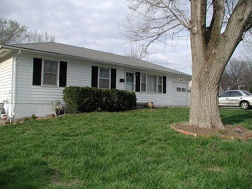 2nd image of 1009 Stafford Dr