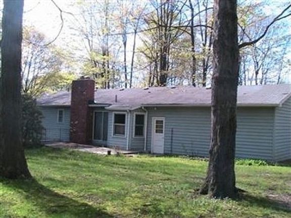 4th image of 1610 Tanglewood Dr