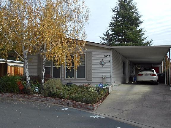 2nd image of 6837 Lake Cove Ln