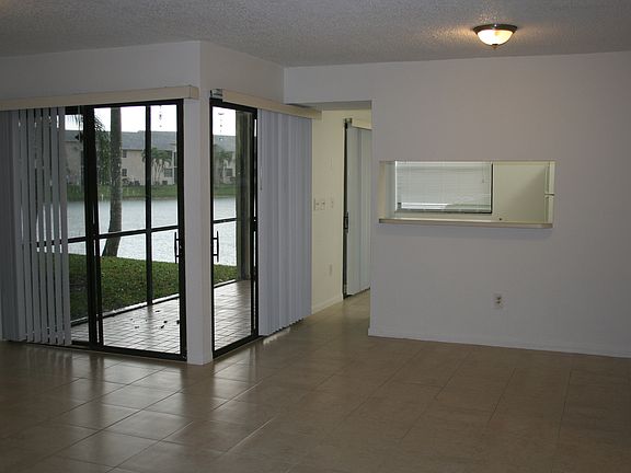 3rd image of 950 Constitution Dr APT G