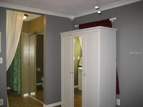 4th image of 129 Wax Myrtle Dr