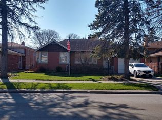 8934 Meade Ave, Morton Grove, IL 60053