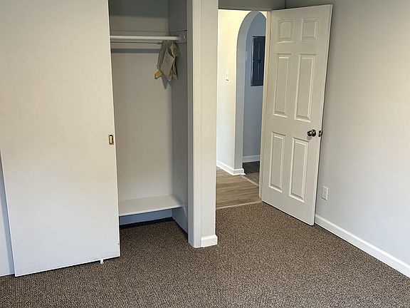 4th image of 8 Vine St #16368322