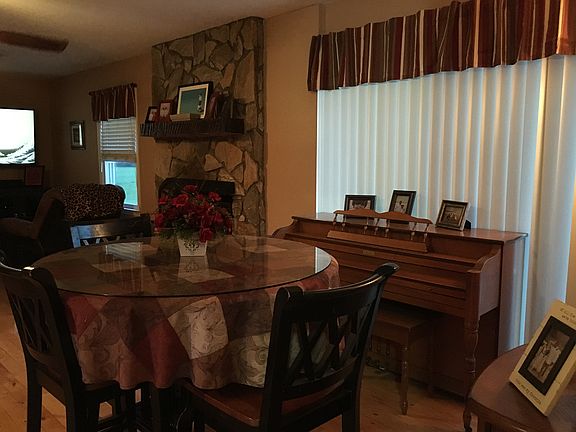 5th image of 2499 Myra Ln