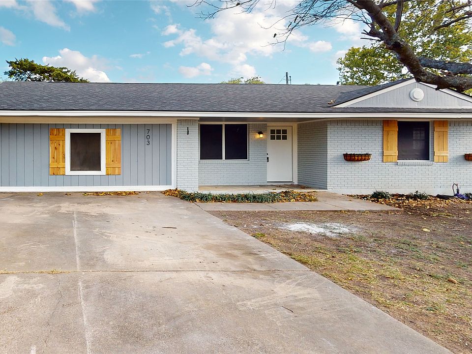 1st image of 703 Green Pastures Dr