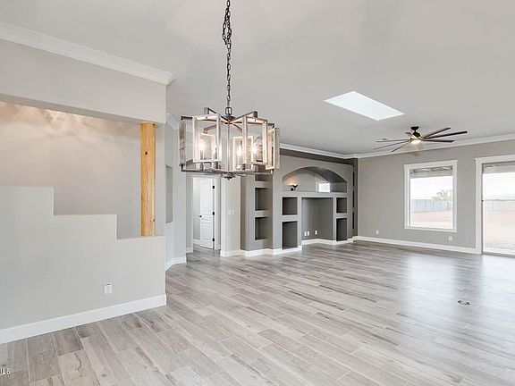 5th image of 24424 W Morning Vista Ln