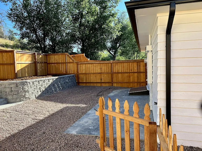 220 W Ramona Ave #222 — Photo 17
