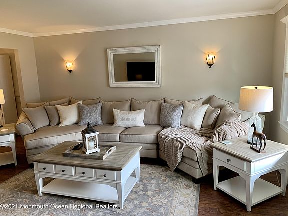 5th image of 168 Northumberland Dr