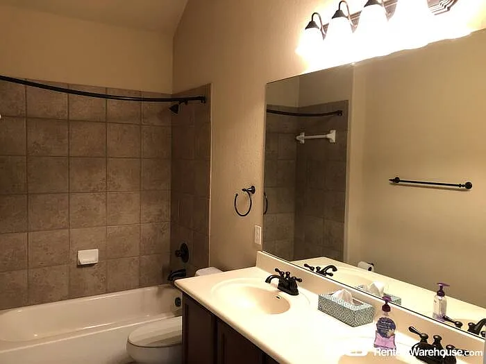 19421 Brent Knoll Dr — Photo 15
