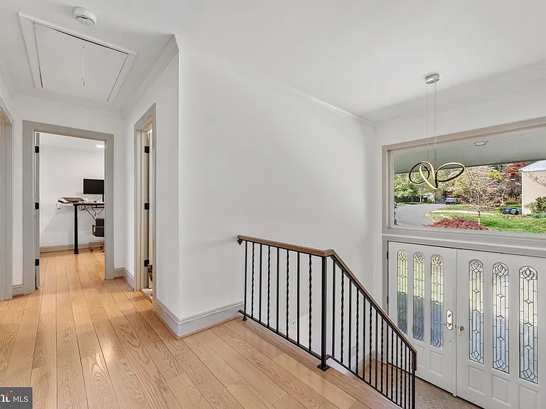 2820 Ellicott St NW — Photo 16