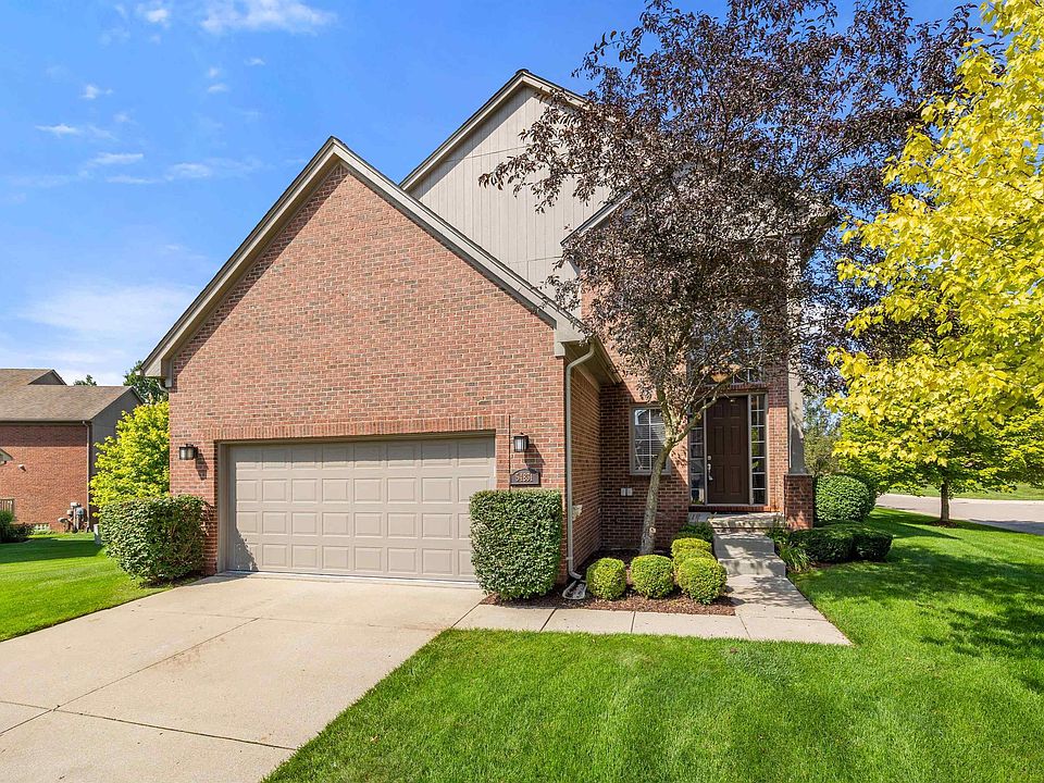1st image of 54831 Four Seasons Dr