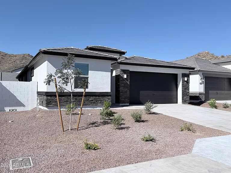 6972 W Buckhorn Trl — Photo 2