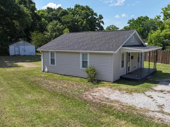 104 Hunter St, Abbeville, SC 29620