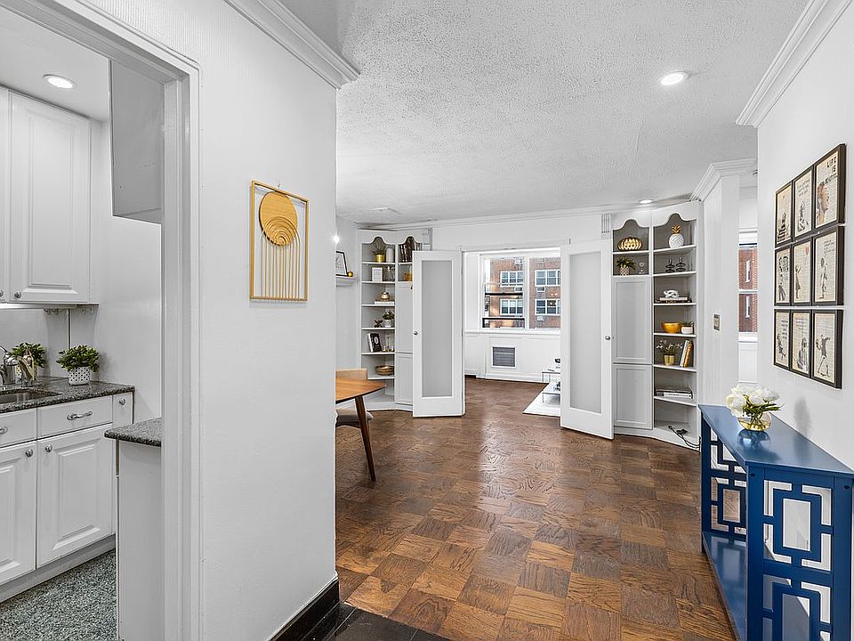 1st image of 32 Gramercy Park S APT 8B