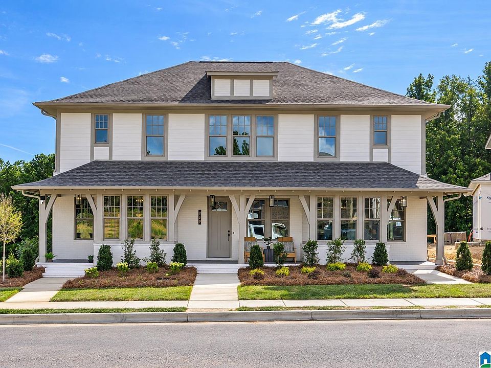 1st image of 731 River Walk Dr