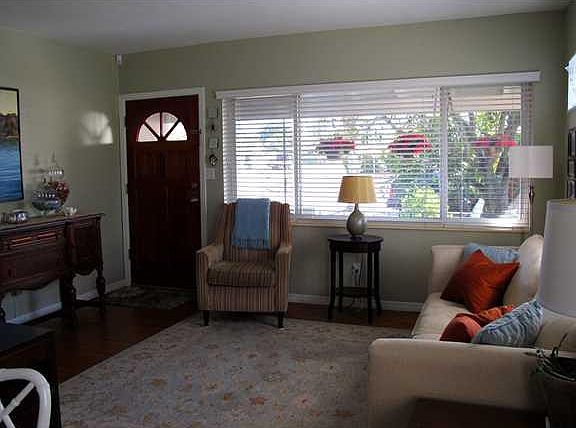 4th image of 6303 SW 42nd St