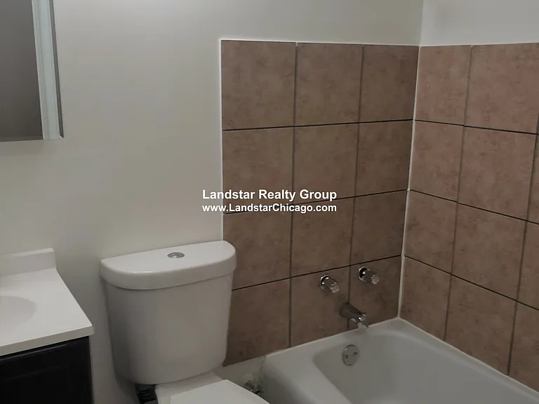 1515 W Morse Ave #305 — Photo 4