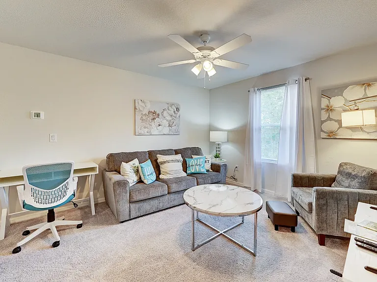 23380 Rosewood Ave — Photo 7