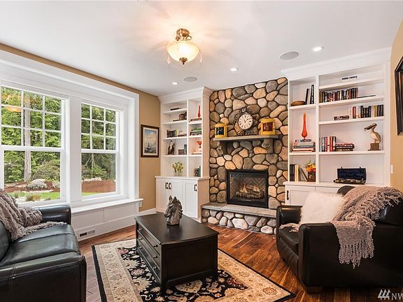 3rd image of 10008 Gig Harbor Dr NW