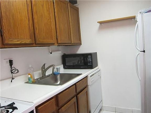 5th image of 77 Bleecker St APT 714