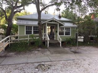 1267 2nd St, Sarasota, FL 34236