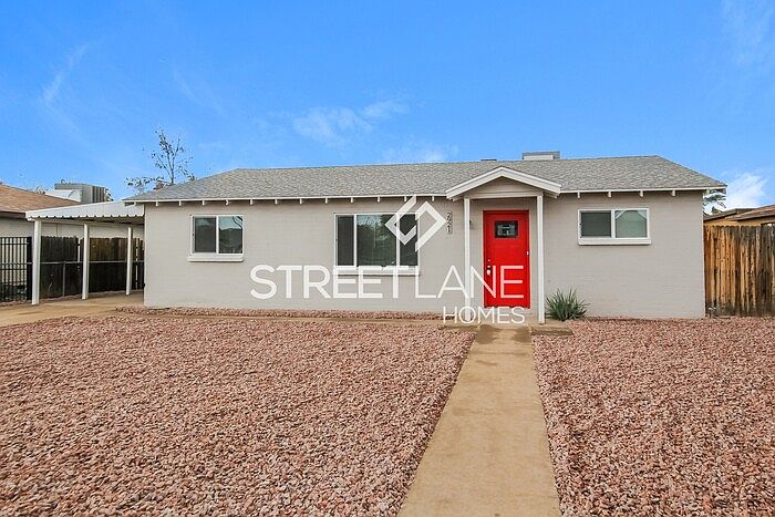 1st image of 2921 W Golden Ln