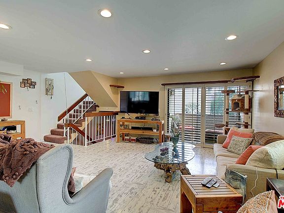 2nd image of 26345 W Bravo Ln