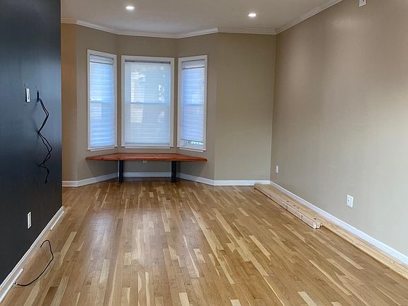 4th image of 58 Ship Ave #58