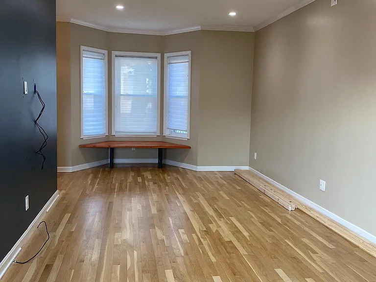 58 Ship Ave #58 — Photo 4