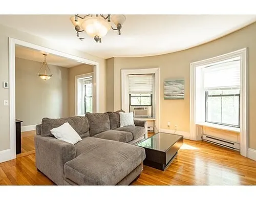 35 Worcester Sq #4 Photo 1