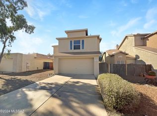 1585 N Saddlewood Ranch Dr, Tucson, AZ 85745