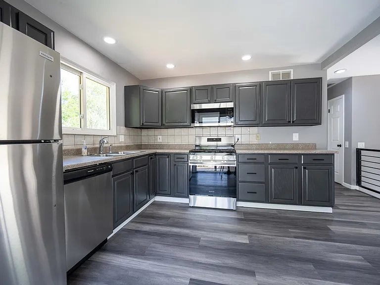 40 Oak Knoll Dr — Photo 9