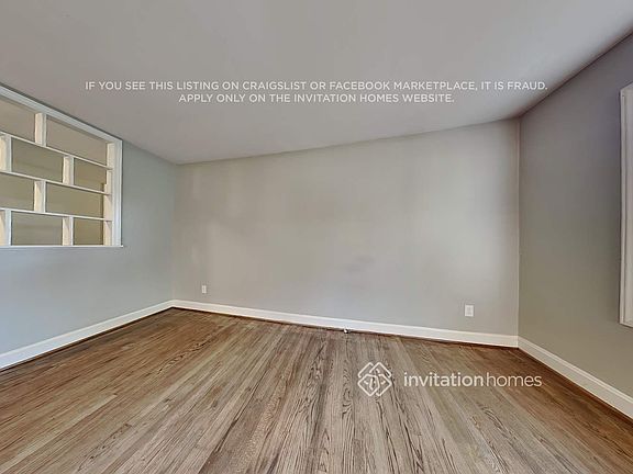 3rd image of 1828 Archdale Dr