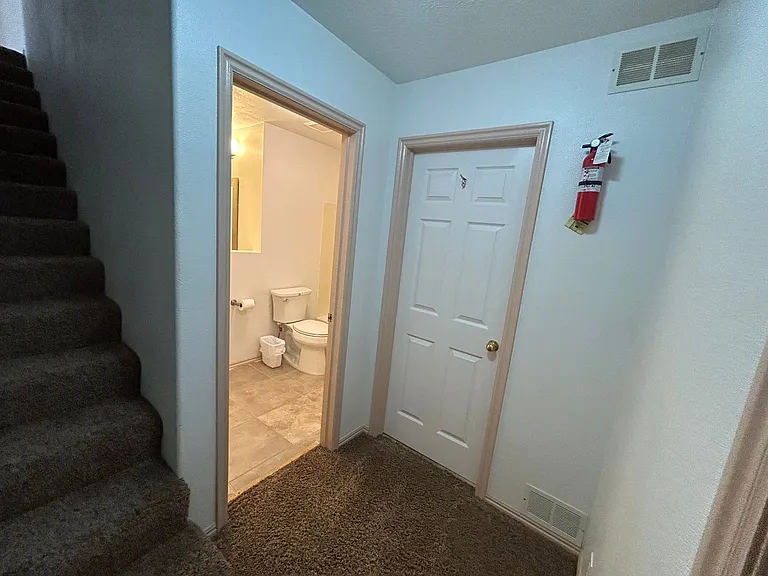 125 E 300 N — Photo 26