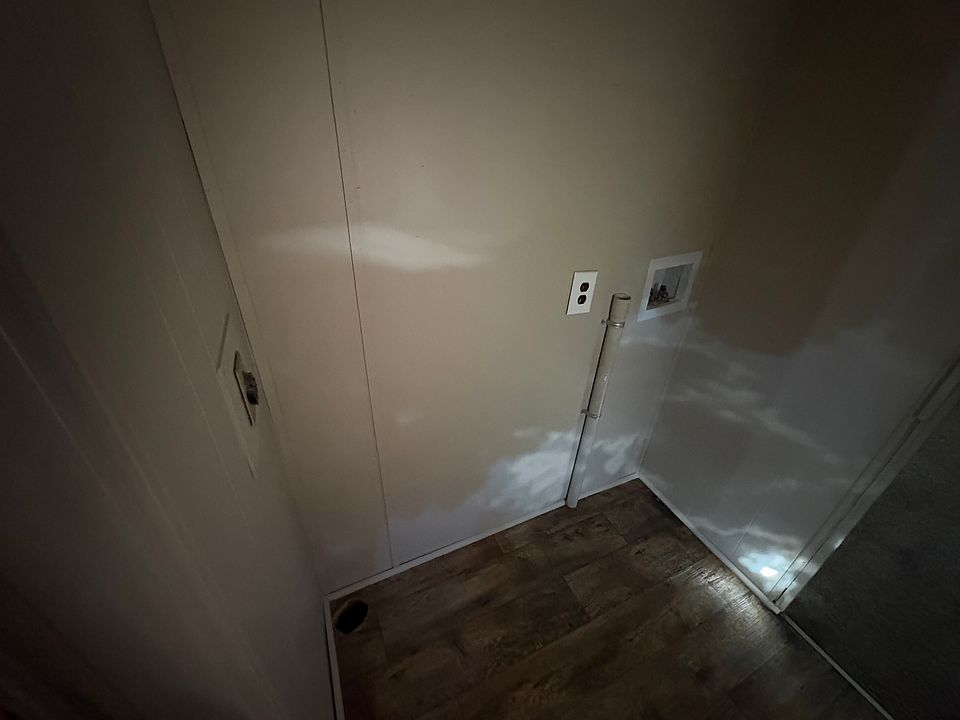 1st image of 163 Greenland Dr