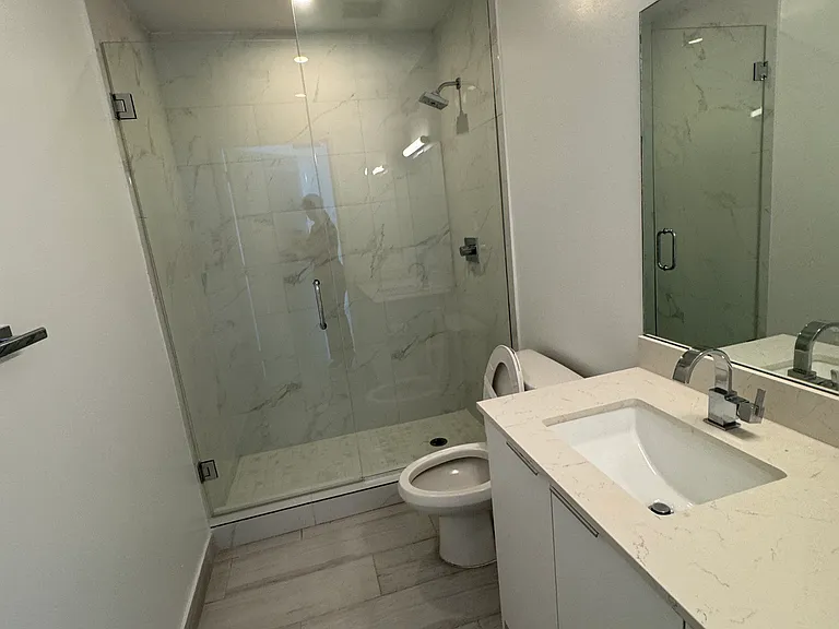 602 E Dania Beach Blvd #517 — Photo 11