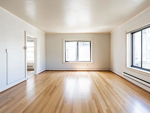5th image of 5003 15th Ave NE #136bb25b0