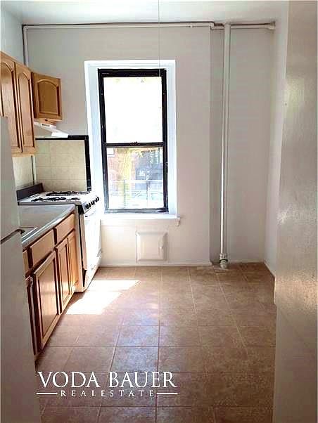2nd image of 88 Seaman Ave APT Bb