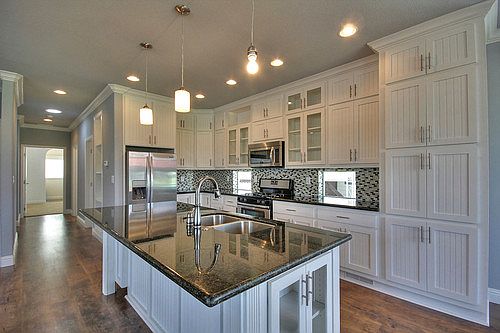 1st image of 752 Villa Teresa Way