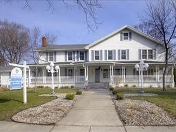 1404 Territorial Rd W, Battle Creek, MI 49015