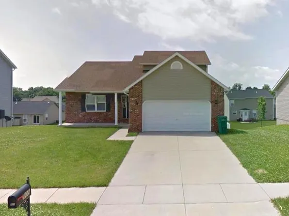 905 Chesapeake Junction Ln, O'Fallon, IL 62269